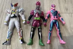 仮面ライダー フィギュア 3体セット　ジーニアス　エグゼイド　リバイ