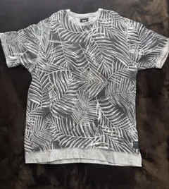 STUSSY 葉柄 グレー Tシャツ