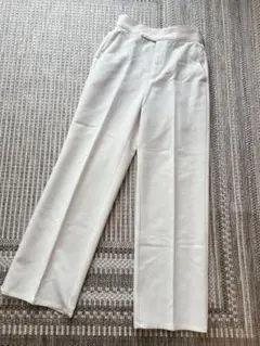 白パンツ スラックス