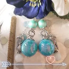 鳥さんが警戒中なピアスorイヤリング