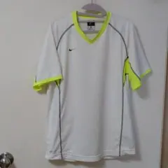 ナイキ　NIKE　スポーツウェア　メンズ　レディース　トレーニング　Tシャツ