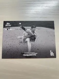 Topps Black & White Baseball 山本由伸