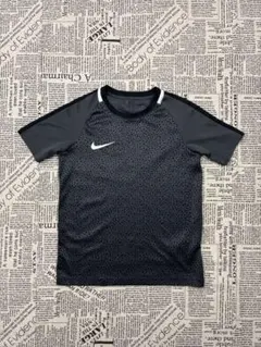 ナイキ 長袖 ウェア