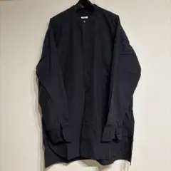 comoli シャツ