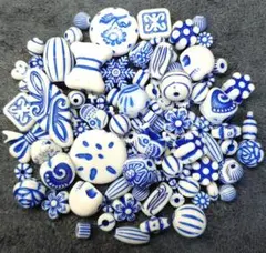 D25　アクリルビーズのミックス　6〜30ミリ