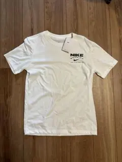 新品 NIKE Tシャツ ランニング M