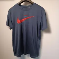 Nike ネイビー Tシャツ男175/92A