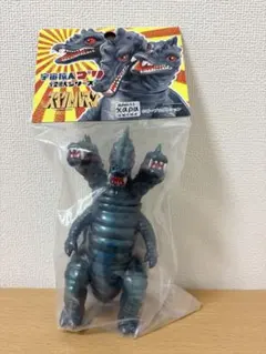 2025年最新】三つ首竜の人気アイテム - メルカリ