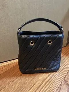 MICHAEL KORS ブラックショルダーバッグ