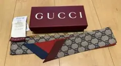 GUCCI シルク 美品　プリントシルクスカーフ