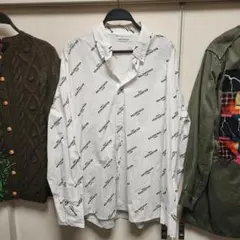 BALENCIAGA ロゴプリントシャツ