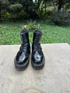 JADON 8ホール　UK4 Dr.Martens