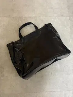 カシュカシュ cachecache ソフトエナメル トートバッグ
