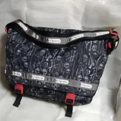 LeSportsac ケビンデヴァイン美品 バックパック リュック 黒スカル 
