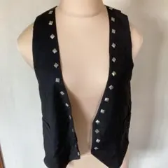 【新品】CECIL McBEE（セシルマクビー）スタッズ付　ベスト