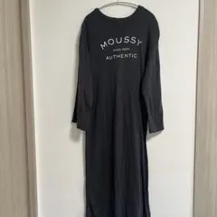 MOUSSY ブラック ロングスリーブ Tシャツ