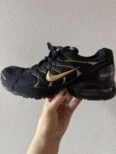 NIKE スニーカーのサムネイル