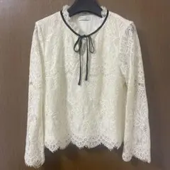 アースミュージックアンドエコロジー　起毛レースブラウス