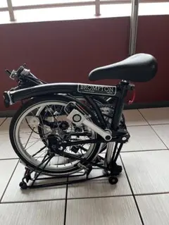 台湾ブロンプトン　BROMPTON 折りたたみ自転車 3速 ブラックのサムネイル