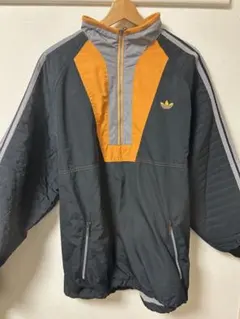 adidas ハーフジップ ナイロンジャケット ブラック/オレンジ