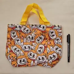 ラブブ　トートバック　チャック付き