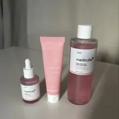 メディキューブ ピンク 化粧水 美容液 クリーム 3点セット