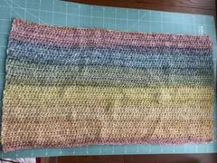 ハンドメイド 、かぎ針編みグラデーションストール、ひざ掛け、ブランケット