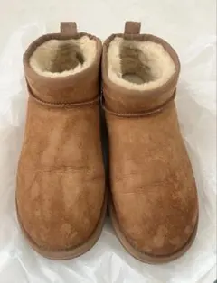 アグ UGG クラシック ウルトラ ミニ ムートンブーツ 02 チェスナットのサムネイル