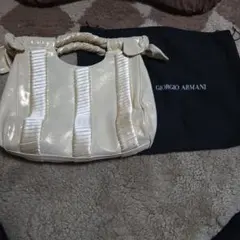 Giorgio Armani☆ 光沢アイボリー ハンドバッグのサムネイル