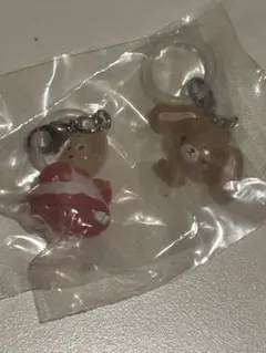 サンリオ ゆるっとめじるしアクセサリー　マロンクリーム　くろうさ　2コセット