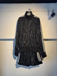 アディダス　スパンコール　セットアップ