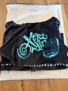 XG】メンバープロデュース Cropped Zip Hoodie (Lサイズ) - メルカリ