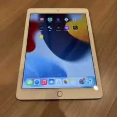 即購入可】iPad Air 2 64GB ゴールド 本体+充電器 - メルカリ