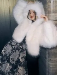 エイミーイストワール フェイクファーフードジャケット