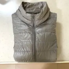 UNIQLOウルトラライトダウン グレーM