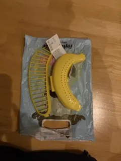 バナナ型プラスチック保存容器 - メルカリ