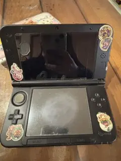 Item thumbnail for item d905fd0a-057d-44a7-813d-1d6ab41d9dd0