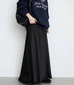 スローブイエナ　ブラック フレアスカート ロング丈