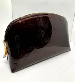 LOUIS VUITTON モノグラム・ヴェルニ / アマランド ポーチ - メルカリ