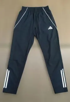adidas プレゼンテーションパンツ 黒