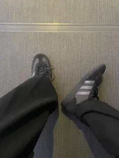 adidas spezial ブラック スニーカーのサムネイル