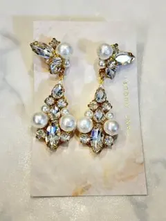 ホワイトコットンパール ビジューブライダルピアス