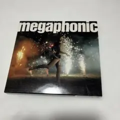 YUKIさんのアルバム『megaphonic』（メガフォニック）