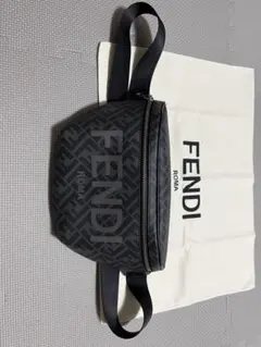 FENDI エンボス ズッカ ショルダーバッグ FFモチーフ ブラック - メルカリ