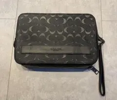 COACH ブラック クラッチバッグ