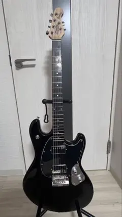 Sterling by musicman SR50 stingray ギターのサムネイル