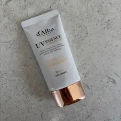 新品d'Alba UV ESSENCE SPF50+ トーンアップ