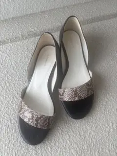 AU BANNISTER オープントゥスリッポン