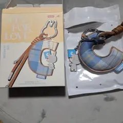 S*I様 PIN FOR LOVE C字型キーホルダー