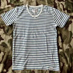 春夏 AZUL BY MOUSSY ボーダー Vネック Tシャツ Mサイズのサムネイル